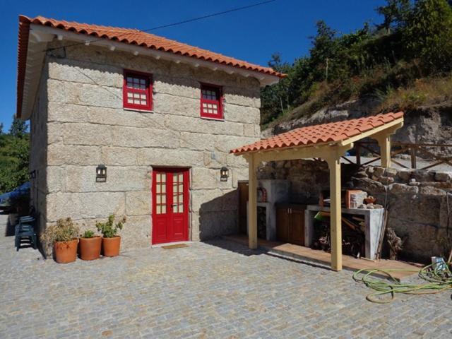 "Bouca Drigues" Casa Antiga De Pedra Com Piscina E Vista Rio Villa Amarante Bagian luar foto